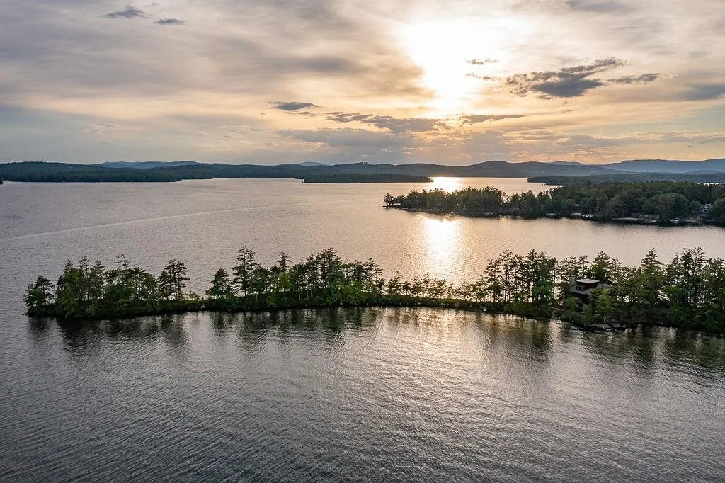 75 Norway Point Moultonborough NH 03254