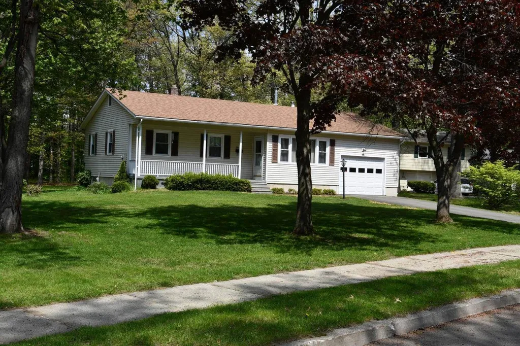 11 Loubier Drive Essex VT 05452