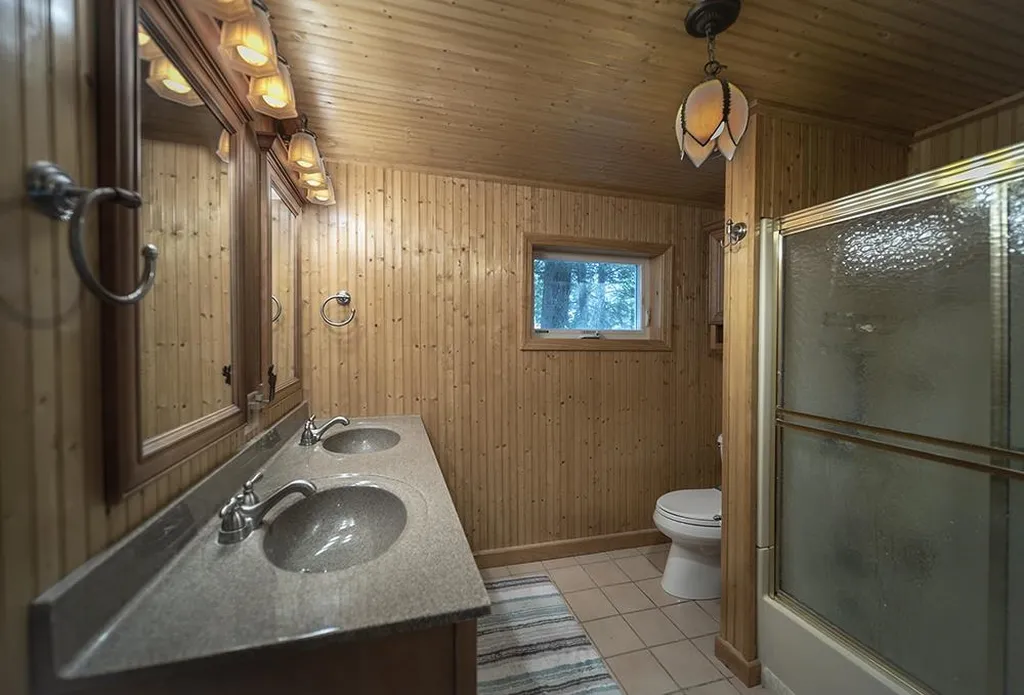 18 Pike Island Road Meredith NH 03253
