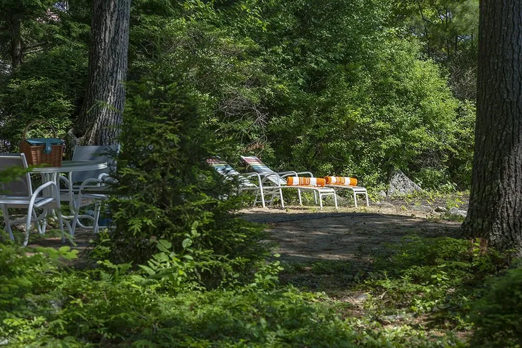 18 Pike Island Road Meredith NH 03253