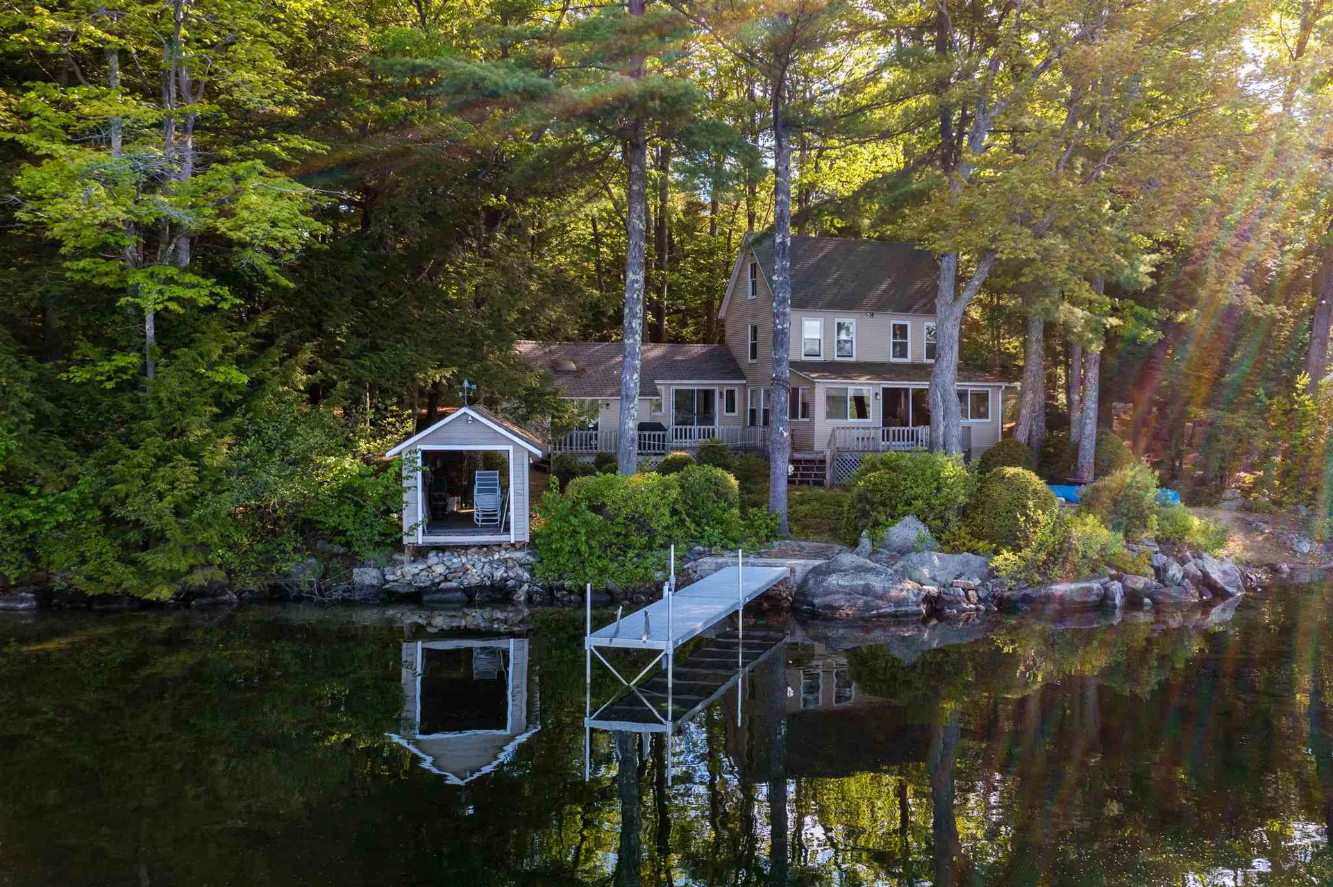 18 Pike Island Road Meredith NH 03253