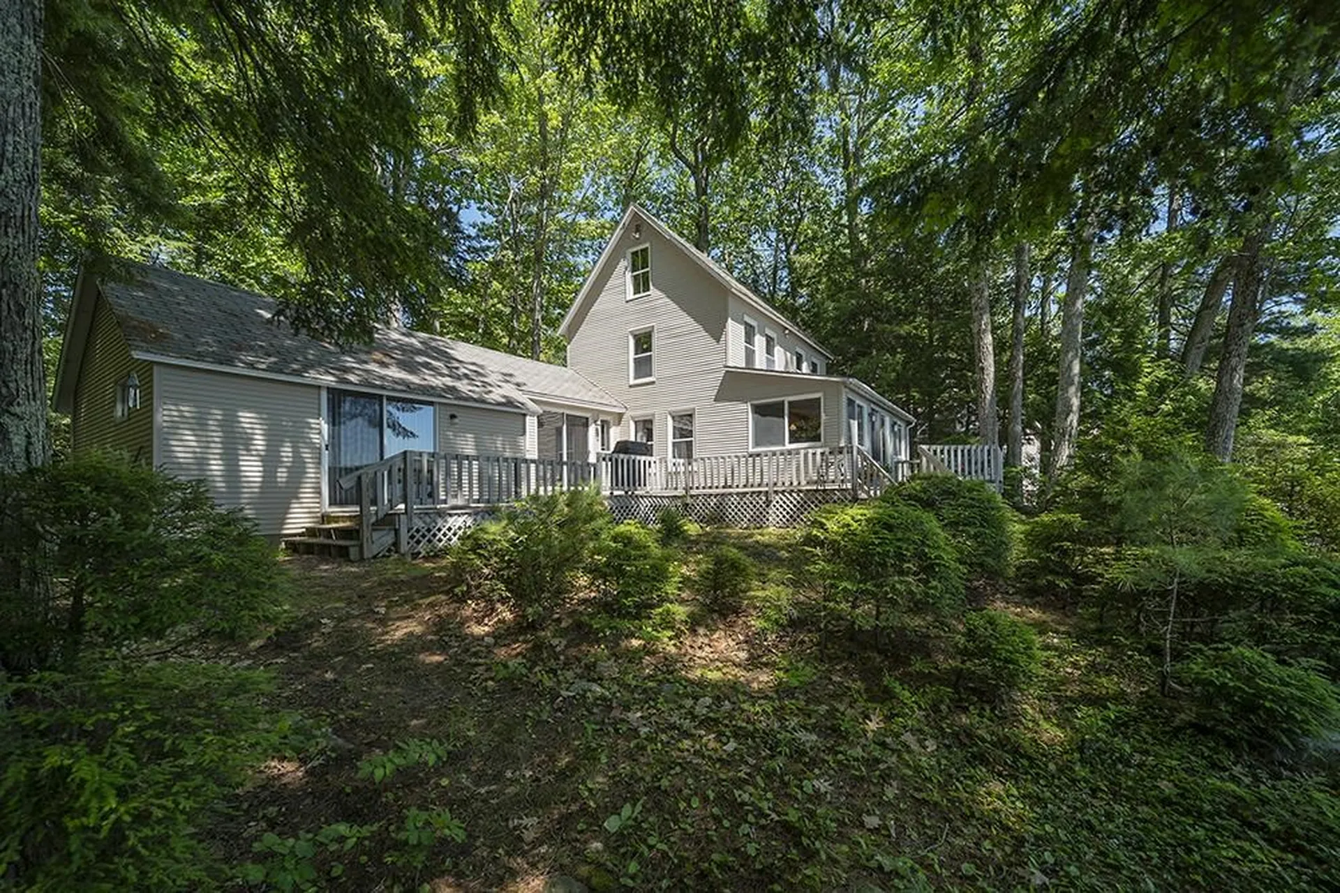 18 Pike Island Road Meredith NH 03253