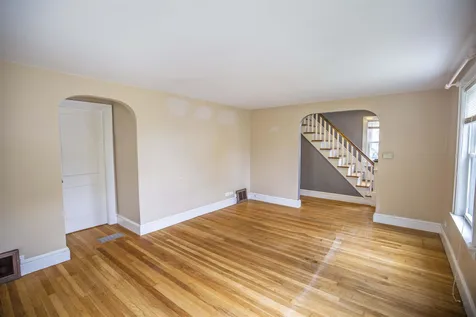 22 Crawford Street Manchester NH 03109