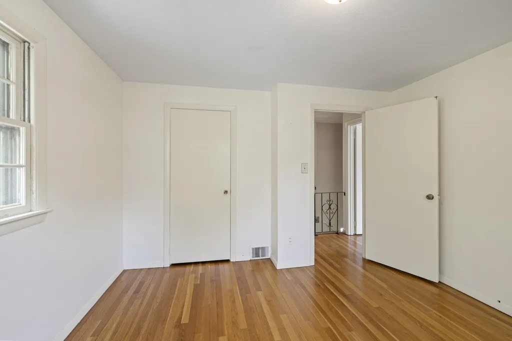 26 Suzanne Drive Portsmouth NH 03801