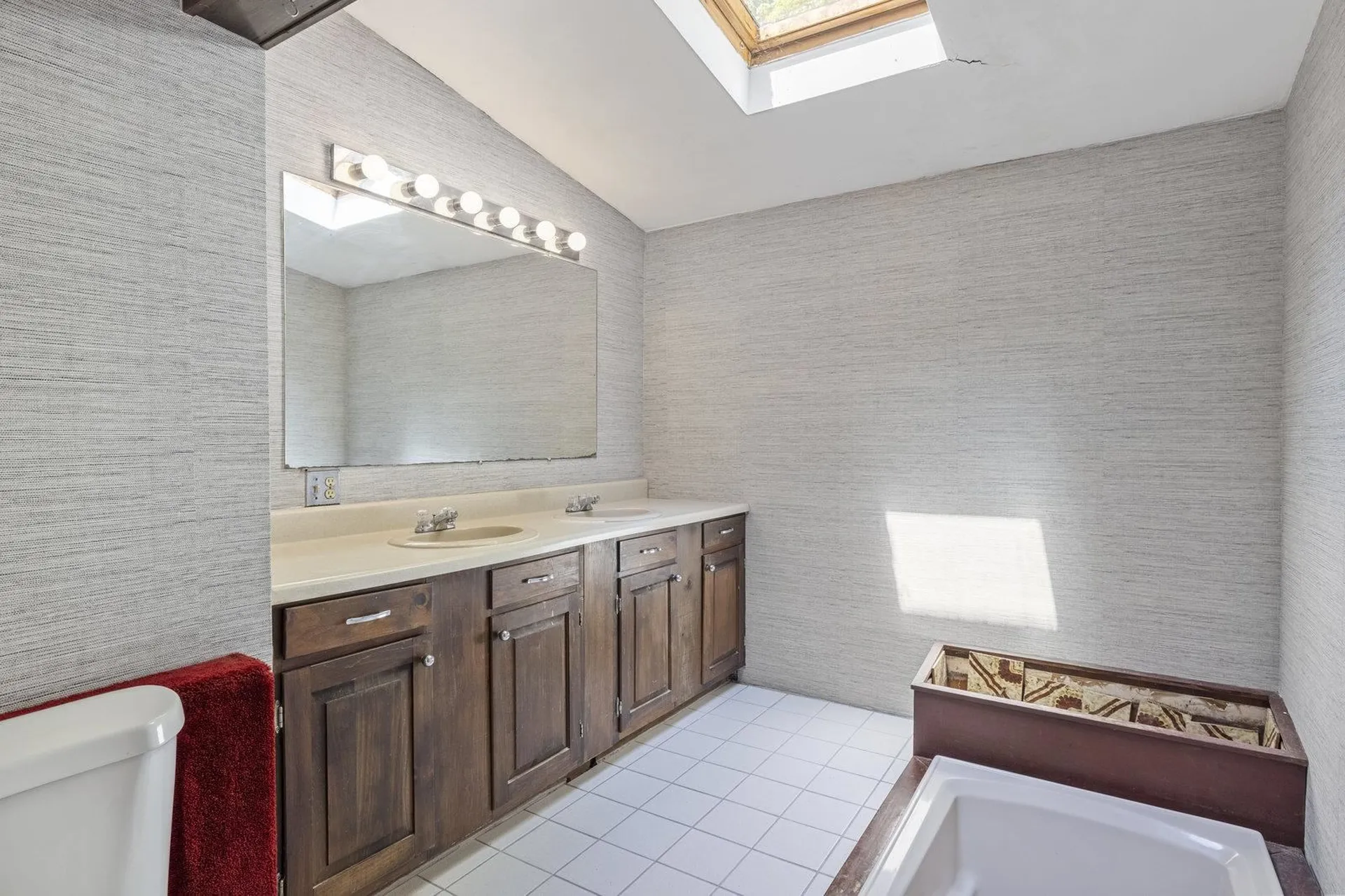 26 Suzanne Drive Portsmouth NH 03801