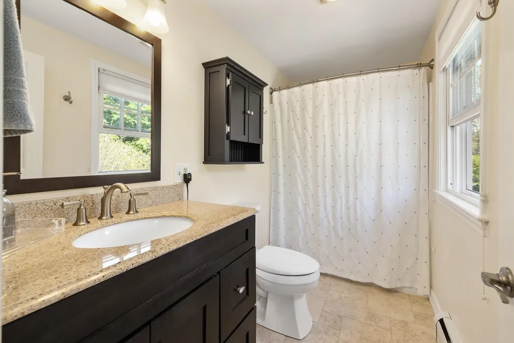 7 Coombs Farm Road Greenland NH 03840