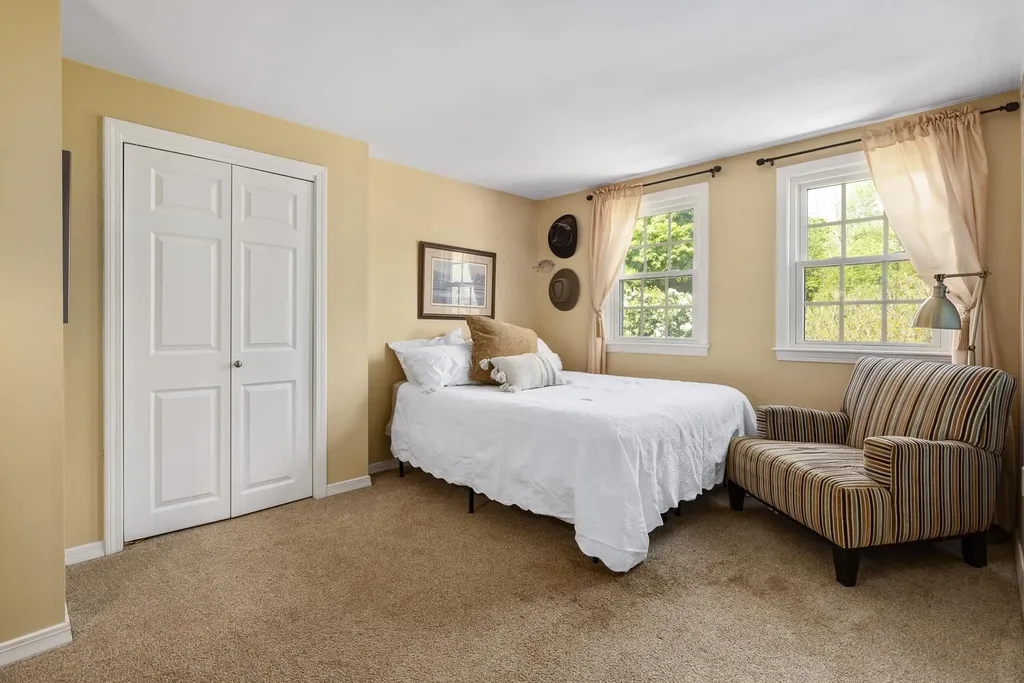 7 Coombs Farm Road Greenland NH 03840