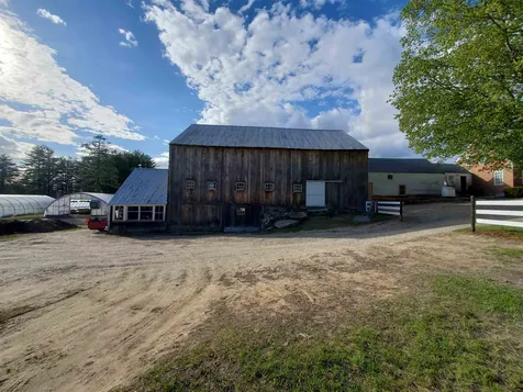 252 Middle Road Tuftonboro NH 03816