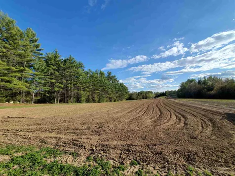 252 Middle Road Tuftonboro NH 03816