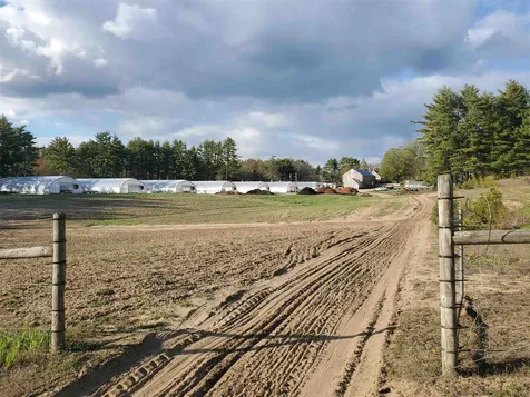 252 Middle Road Tuftonboro NH 03816