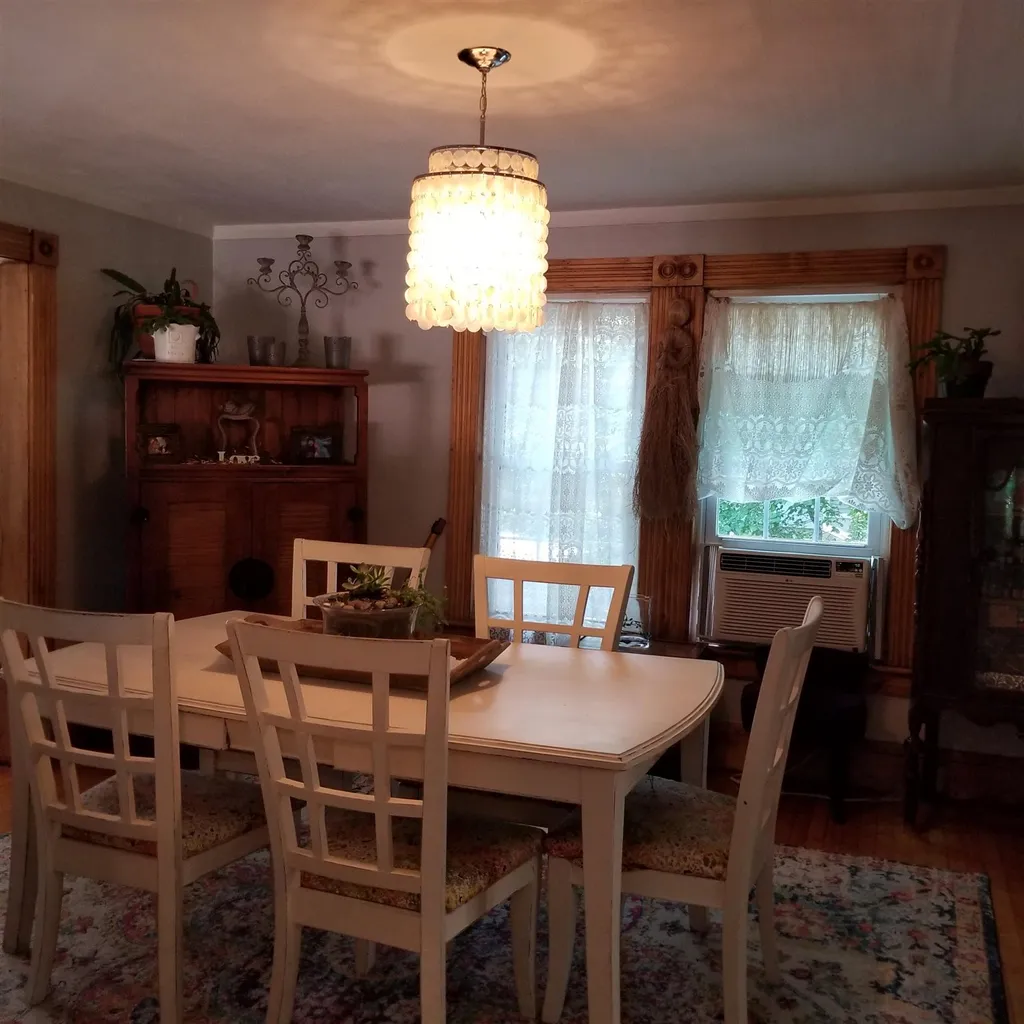 64 Oak Street Newport NH 03773