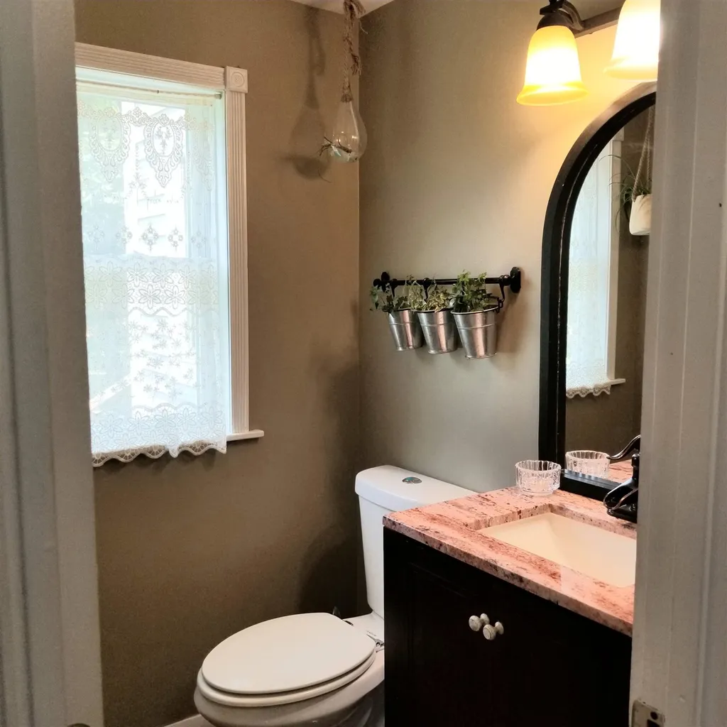 64 Oak Street Newport NH 03773