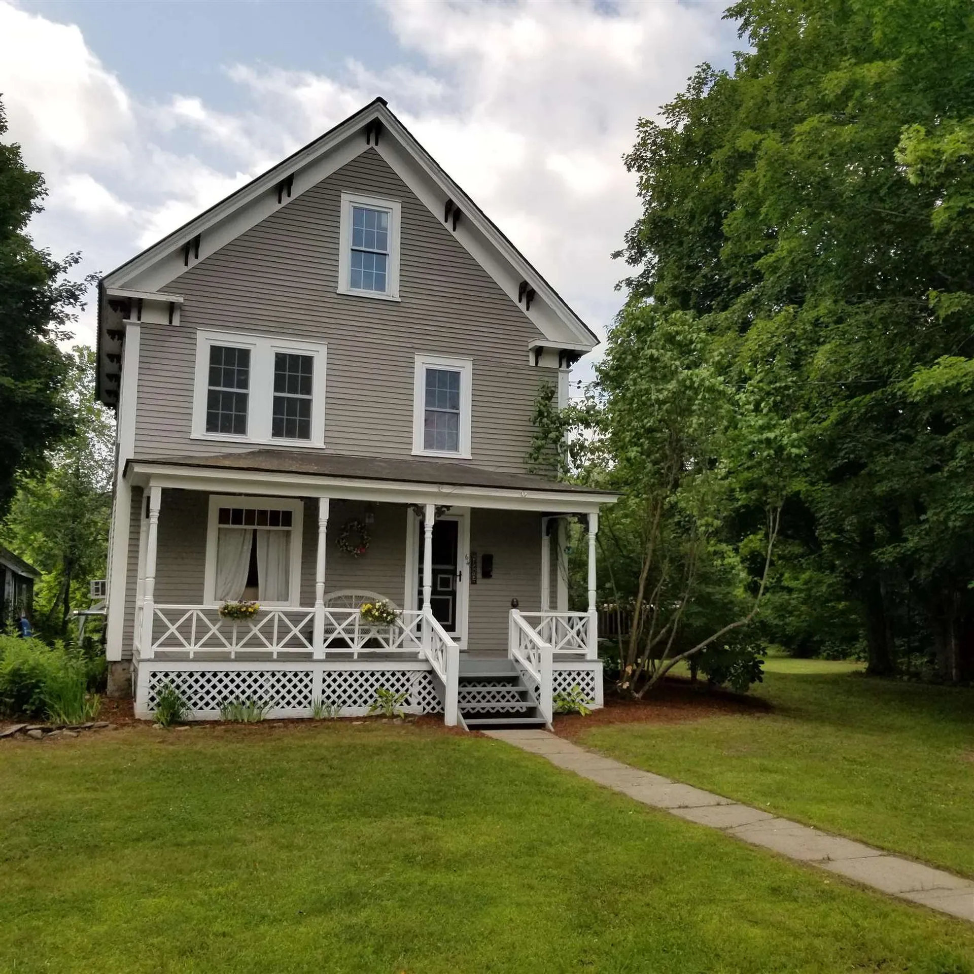 64 Oak Street Newport NH 03773