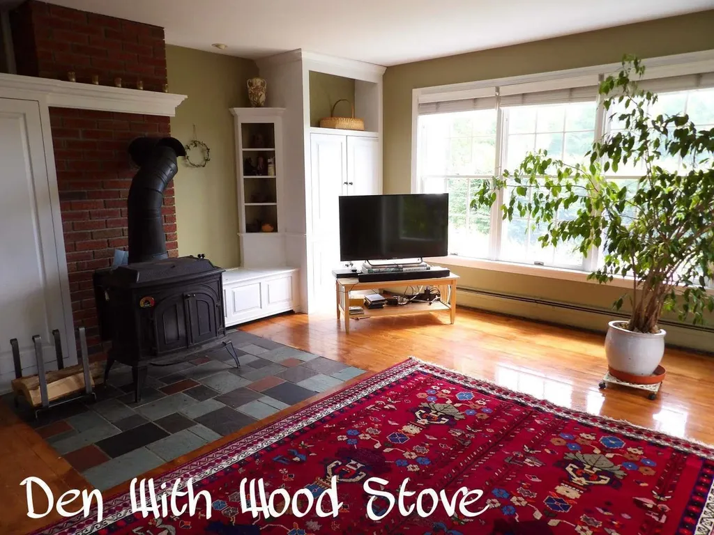 74 Alger Brook Road Strafford VT 05070