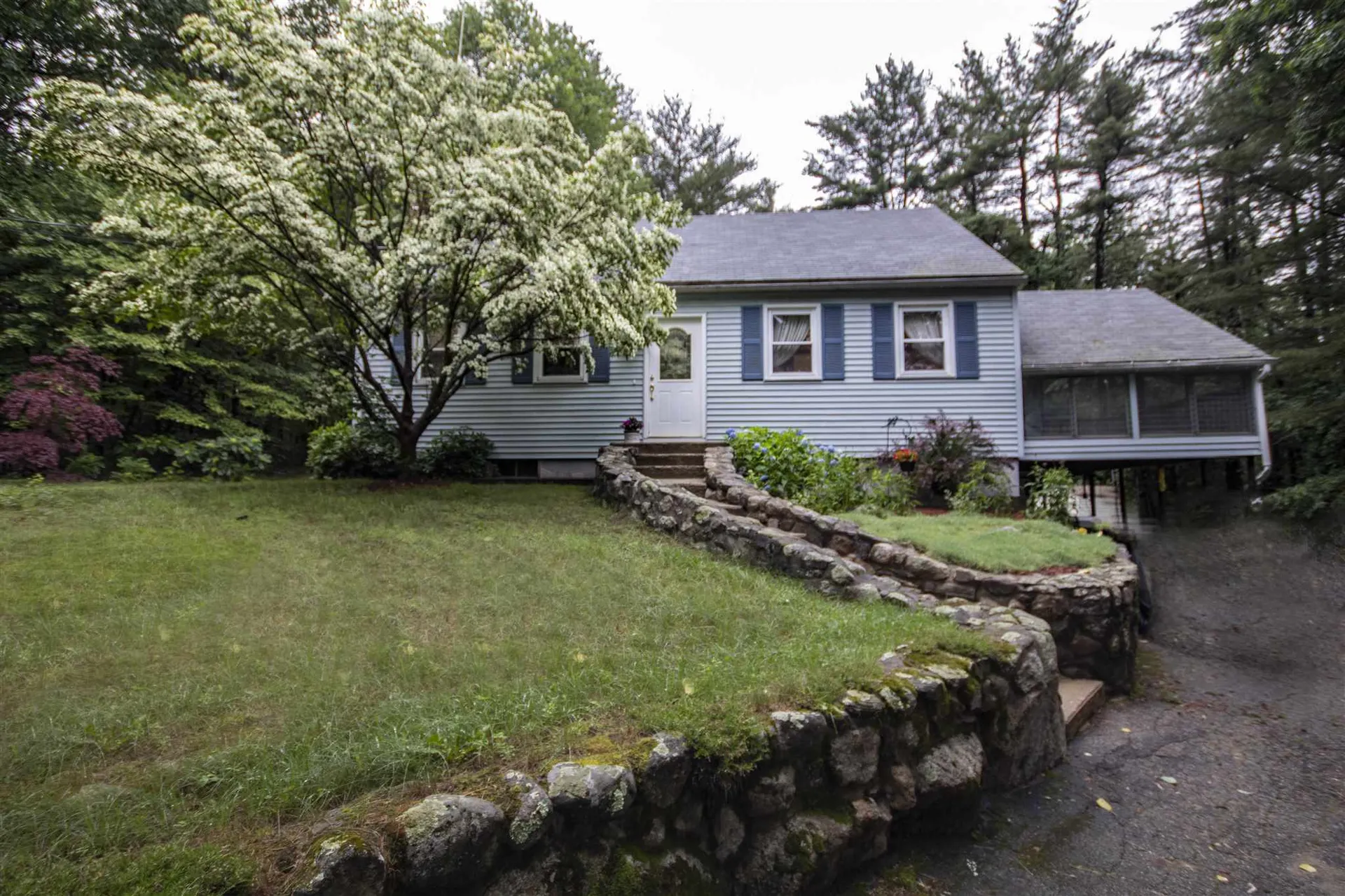 44 Drew Road Derry NH 03038