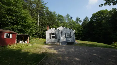 596 Swanzey Lake Road Swanzey NH 03446