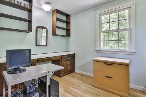 17 Douglas Drive Amherst NH 03031