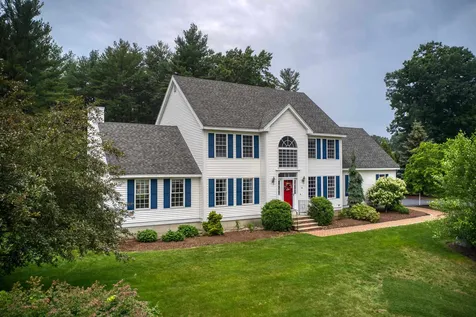 46 Buckingham Drive Londonderry NH 03053