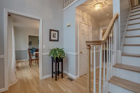 46 Buckingham Drive Londonderry NH 03053