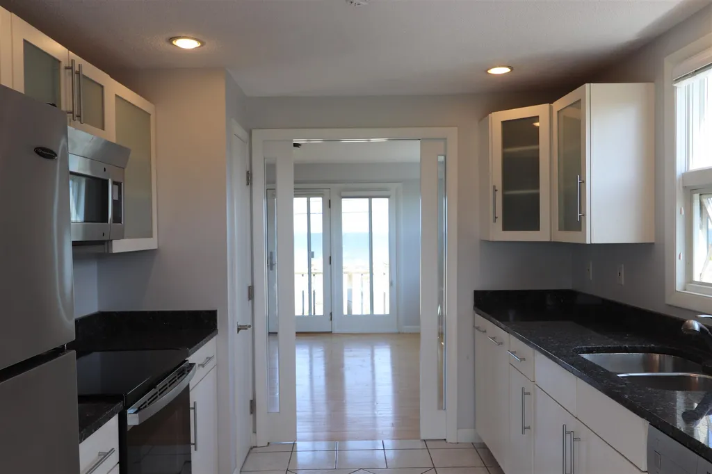 1705 Ocean Boulevard Rye NH 03870