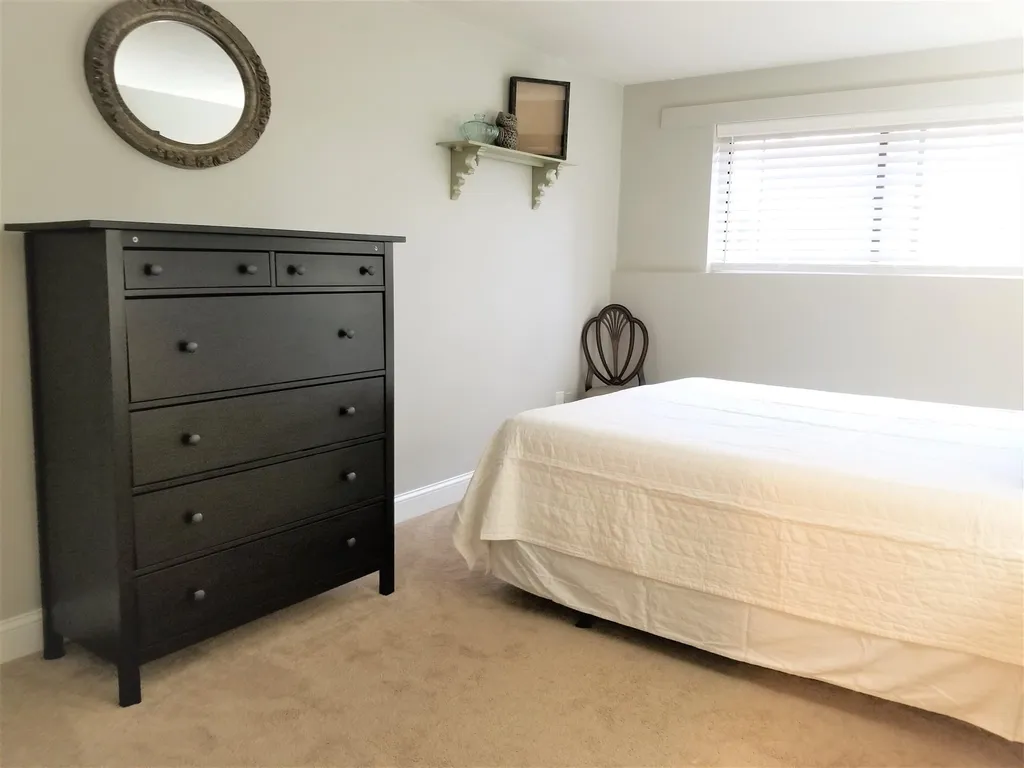 1 Lancelot Court Salem NH 03079