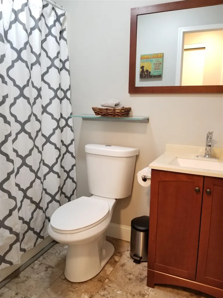 1 Lancelot Court Salem NH 03079