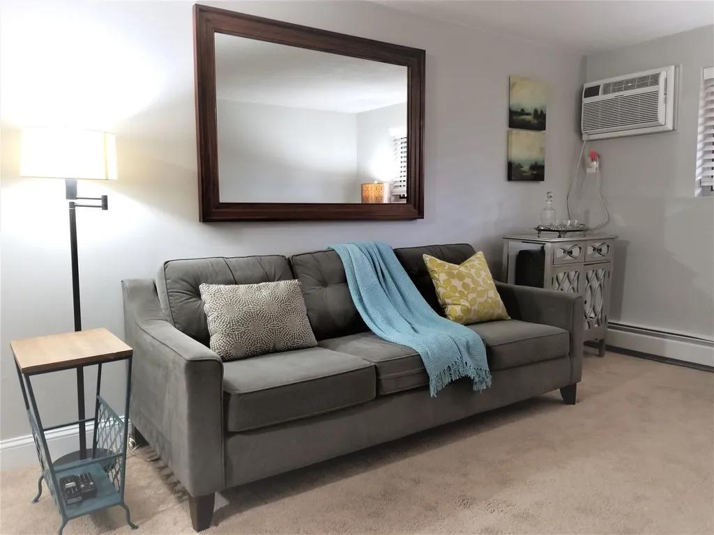 1 Lancelot Court Salem NH 03079