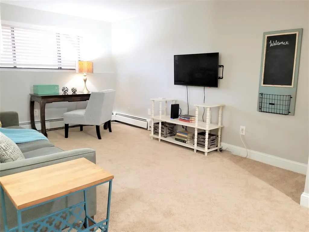 1 Lancelot Court Salem NH 03079