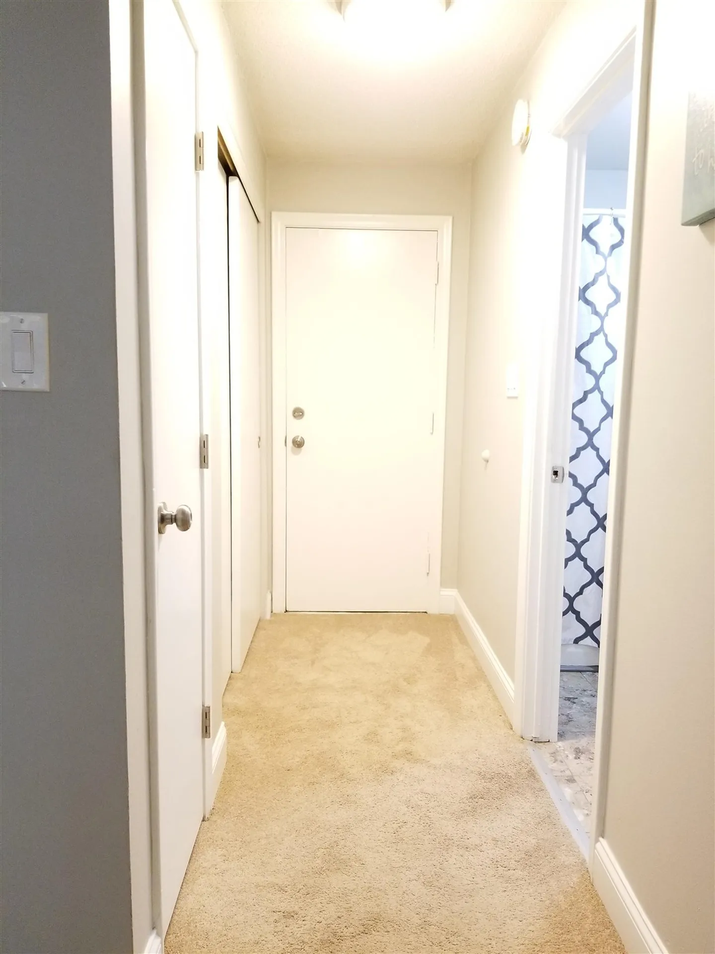 1 Lancelot Court Salem NH 03079