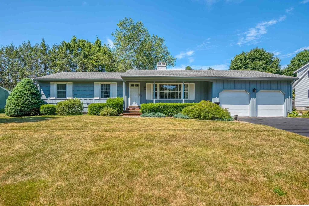 4 Burgundy Drive Hampton NH 03842