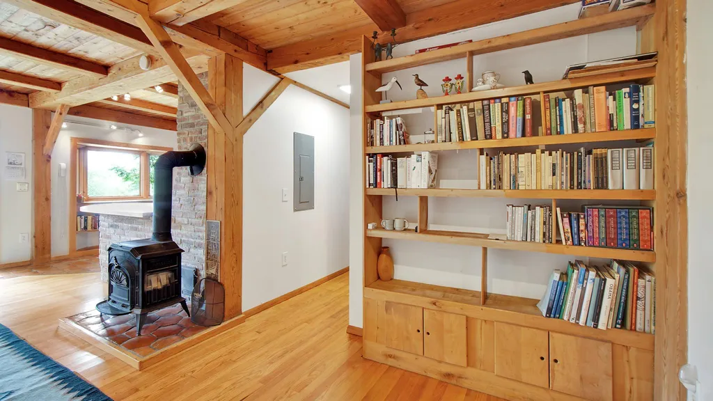 525 Moulton Drive Huntington VT 05462