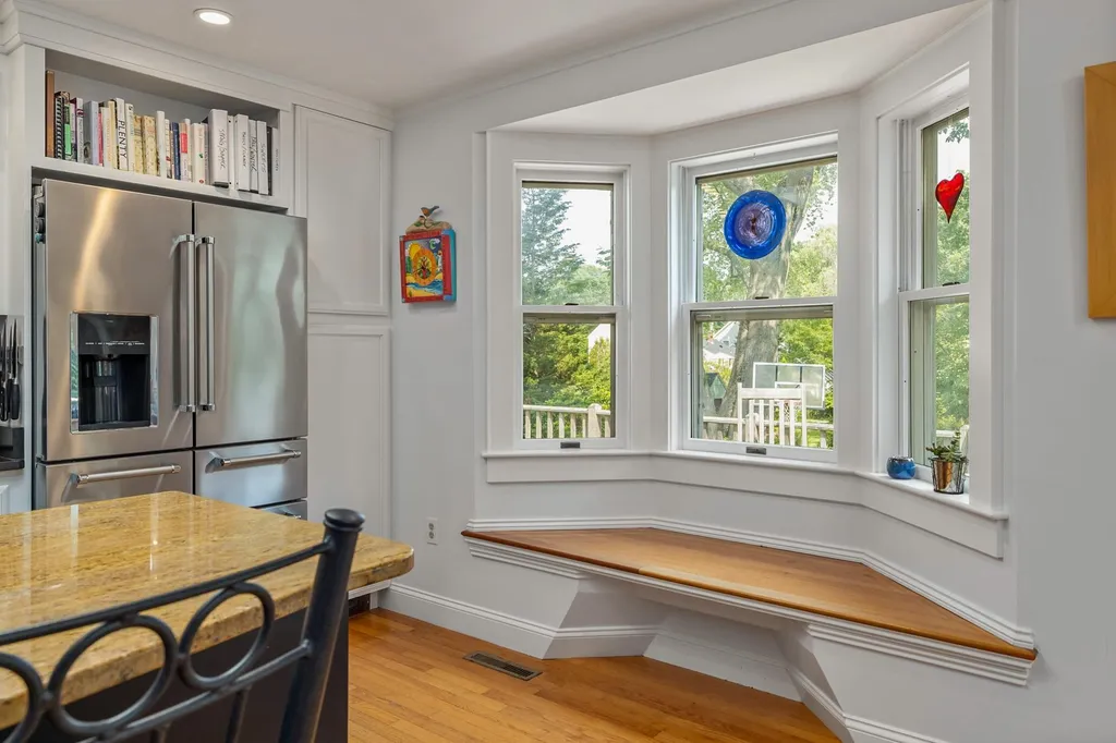 13 Laurel Lane New Castle NH 03854