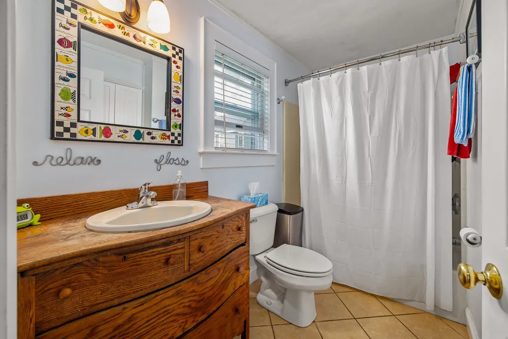 13 Laurel Lane New Castle NH 03854