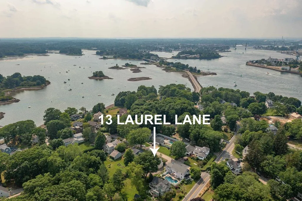 13 Laurel Lane New Castle NH 03854