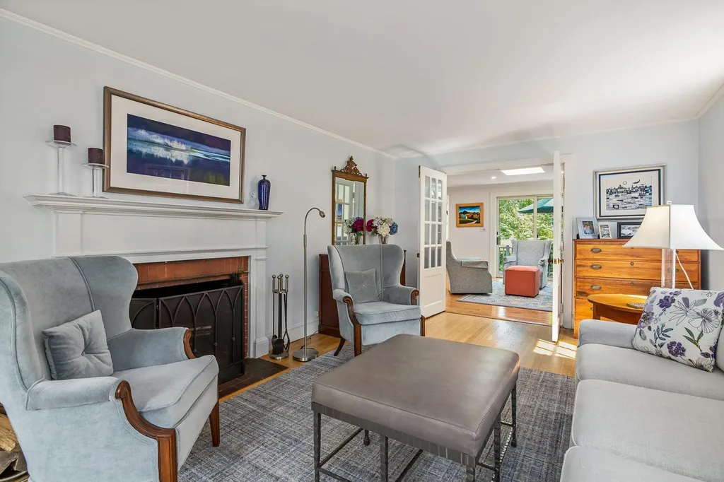 13 Laurel Lane New Castle NH 03854