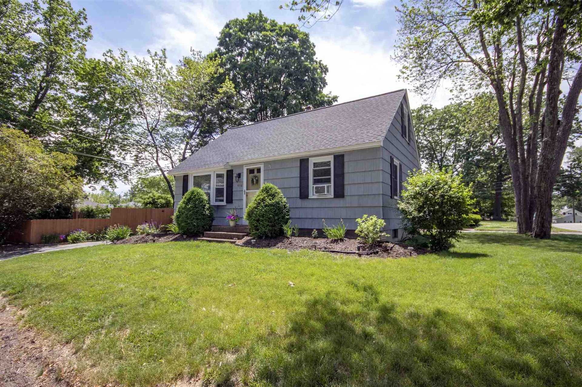 974 Belmont Street Manchester NH 03104