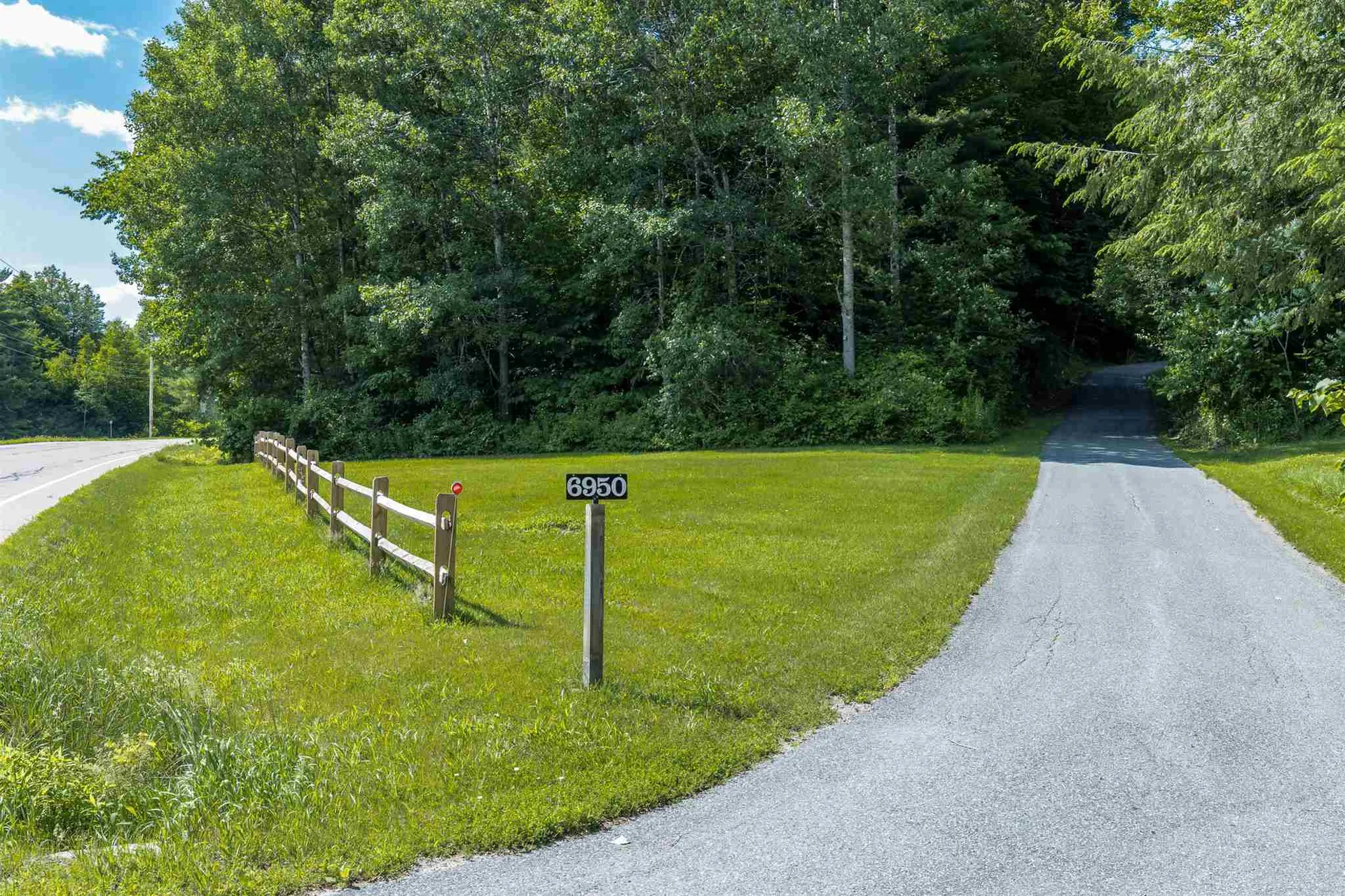 6950 Vt Route 14 Royalton VT 05068