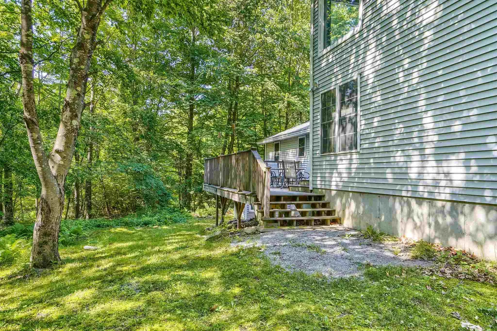 402 Tirrell Hill Road Goffstown NH 03045