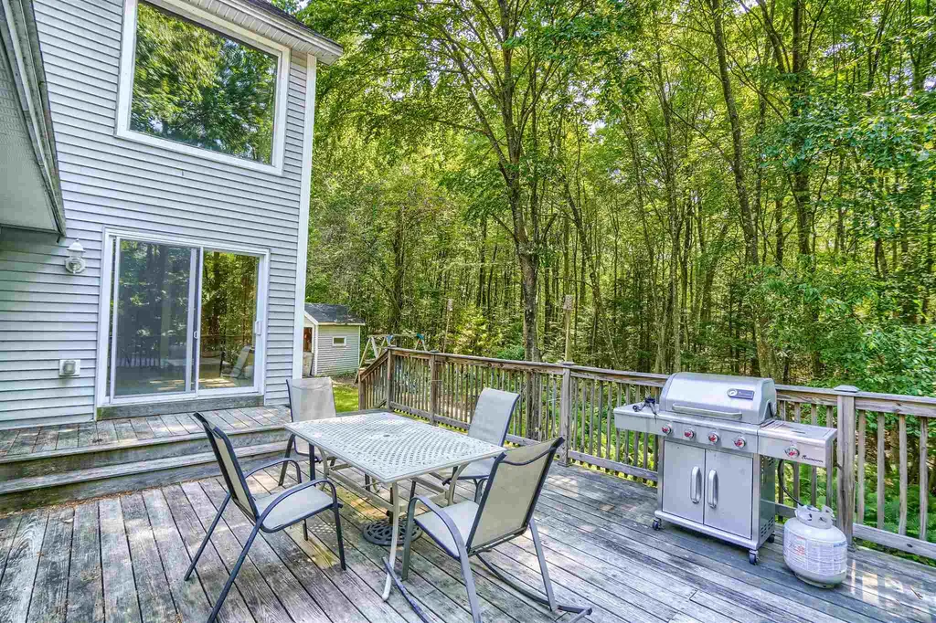 402 Tirrell Hill Road Goffstown NH 03045