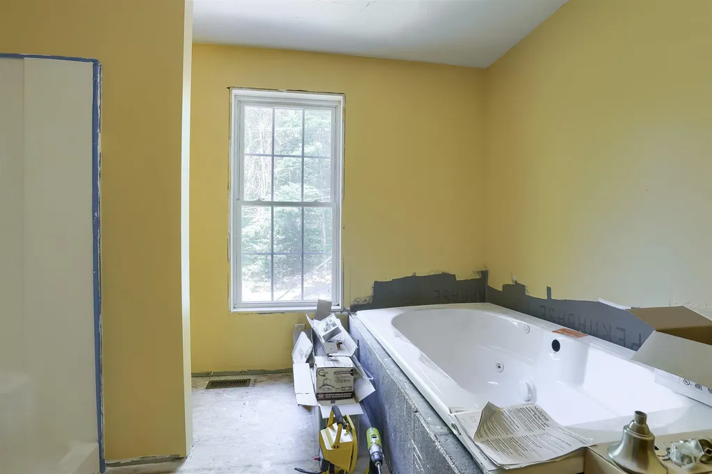 402 Tirrell Hill Road Goffstown NH 03045