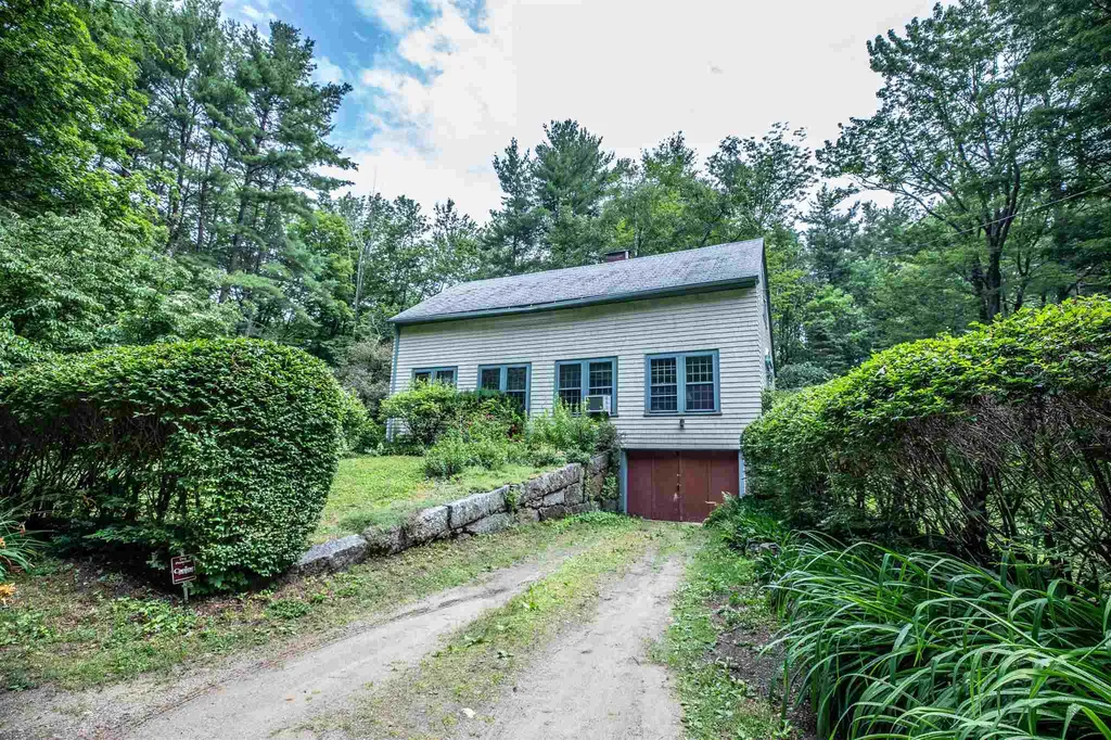33 Bennington Battle Trail Wilton NH 03086