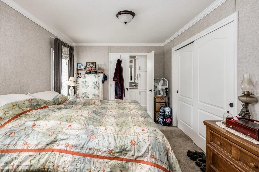 693 Sherwood Glen Somersworth NH 03878