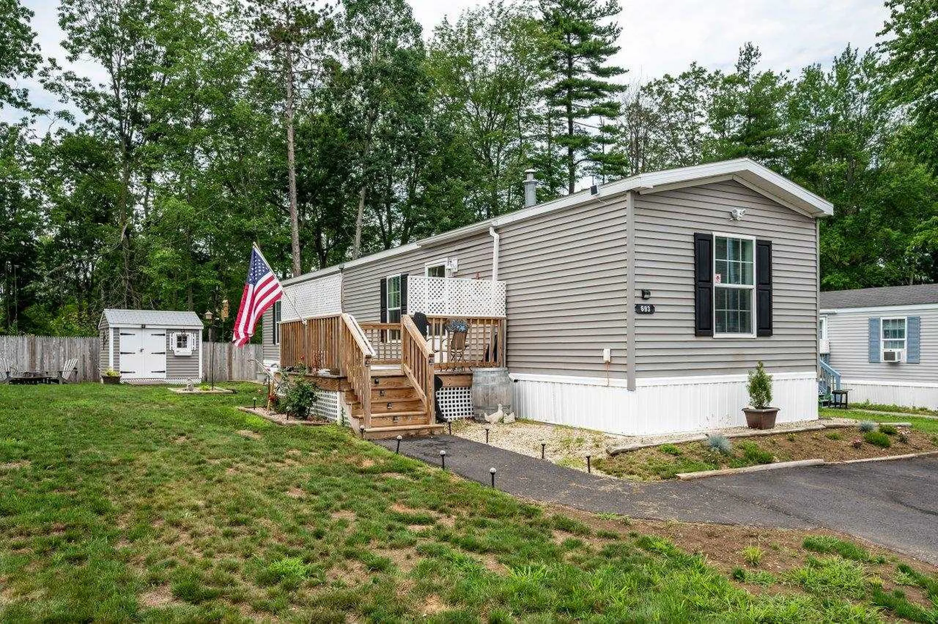693 Sherwood Glen Somersworth NH 03878