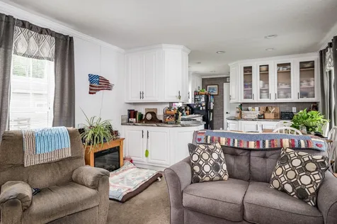 693 Sherwood Glen Somersworth NH 03878