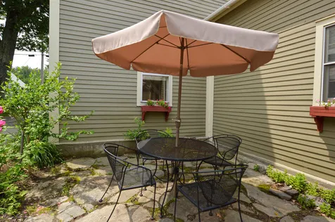 558 Main Street Chester VT 05143