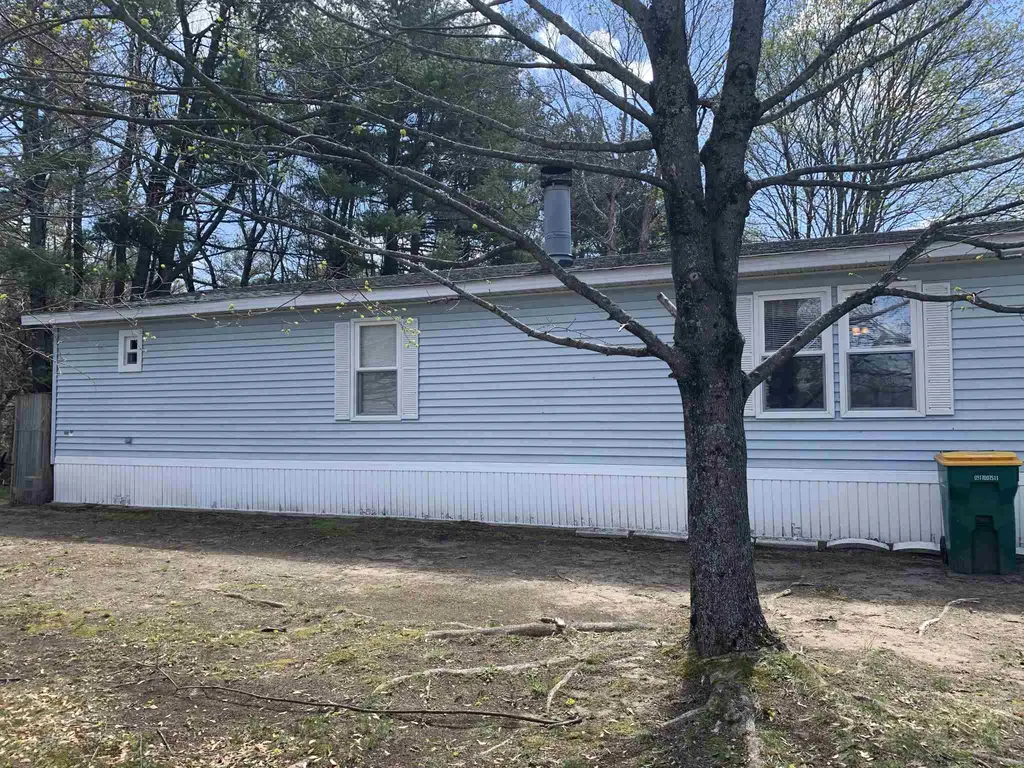 136 Daffodil Hill Lane Rochester NH 03868