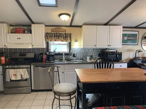 136 Daffodil Hill Lane Rochester NH 03868