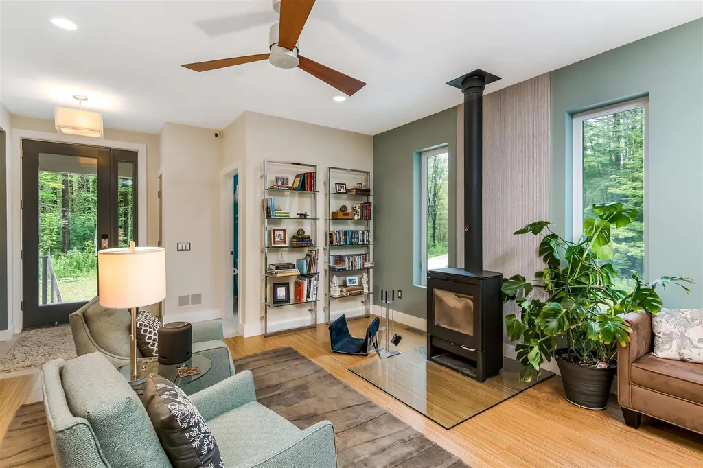 343 Lincoln Road Williston VT 05495