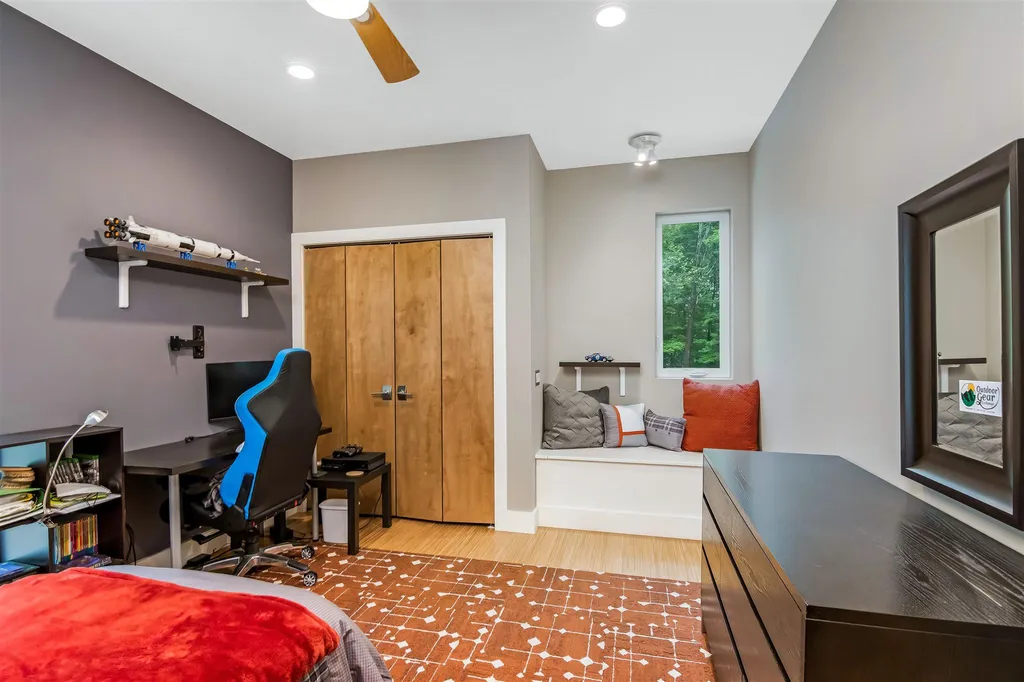 343 Lincoln Road Williston VT 05495