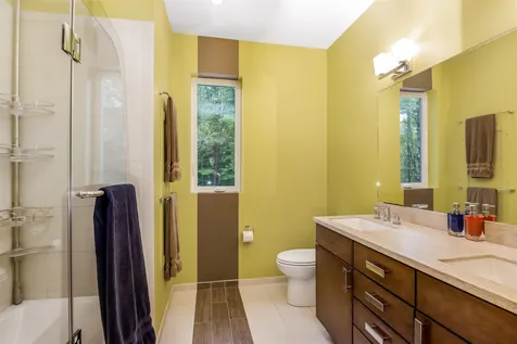 343 Lincoln Road Williston VT 05495